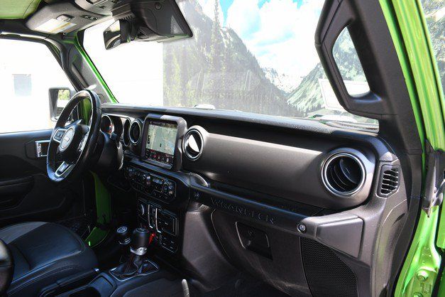 Used 2019 Jeep Wrangler Unlimited Rubicon w/ Dual Top Group AWD/4WD image 24