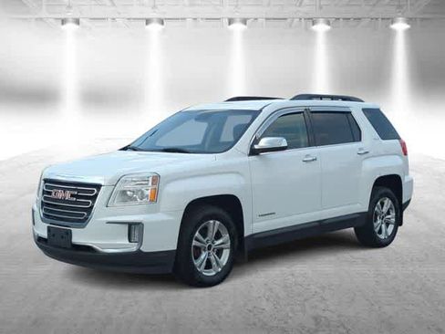 Used 2017 GMC Terrain SLE w/ Driver Alert Package I FWD image 4