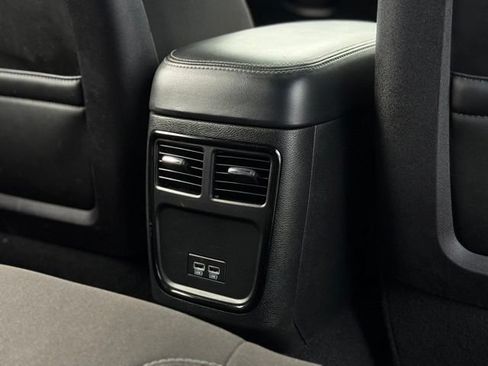 Used 2023 Dodge Charger GT w/ Technology Group RWD image 16
