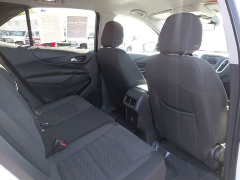 Used 2024 Chevrolet Equinox LT AWD/4WD image 29