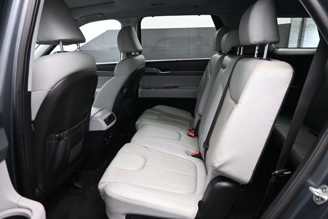 Used 2021 Hyundai Palisade SEL w/ Cargo Package FWD image 11