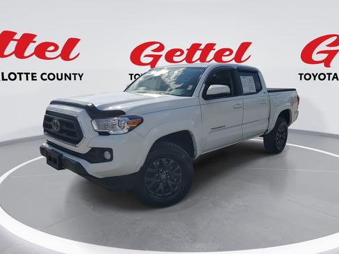 Certified 2022 Toyota Tacoma TRD Off-Road image 1