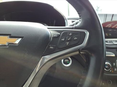 Used 2019 Chevrolet Equinox Premier image 22