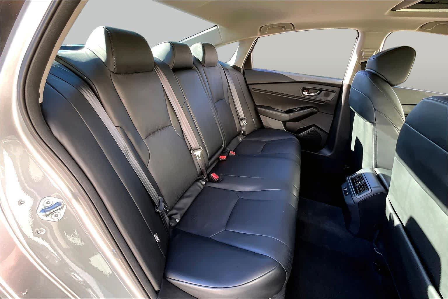 Used 2023 Honda Accord Touring image 20