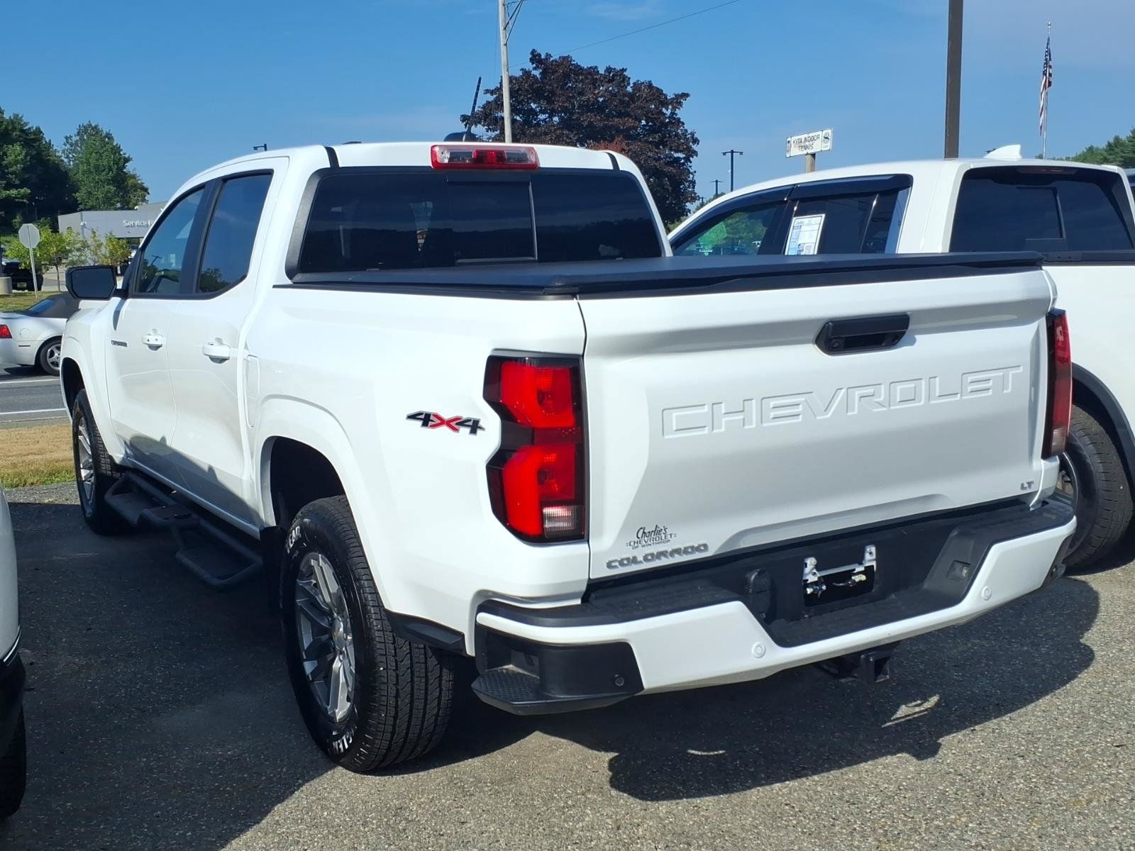 Used 2024 Chevrolet Colorado LT w/ LT Convenience Package III AWD/4WD image 5