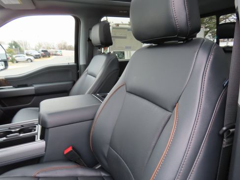 New 2026 Ford F250 Lariat w/ Lariat Premium Package image 19