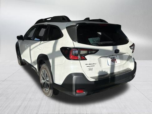 Certified 2025 Subaru Outback Premium w/ Popular Package #1A image 7