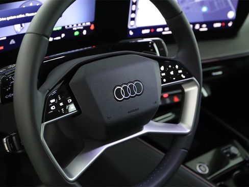 New 2026 Audi Q3 quattro 2.0T image 16