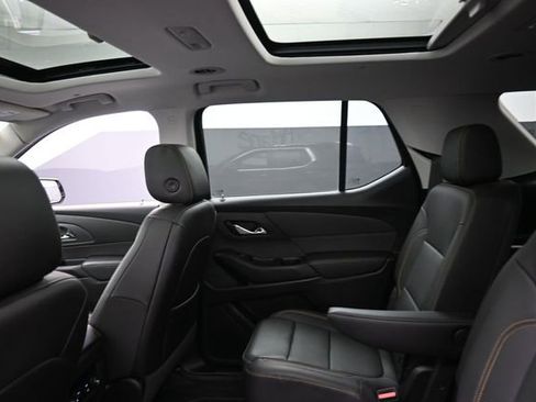 Used 2021 Chevrolet Traverse Premier w/ LPO, Floor Liner Package AWD/4WD image 25
