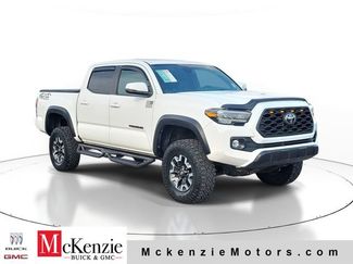 Used 2021 Toyota Tacoma TRD Off-Road w/ TRD Premium Off Road Package AWD/4WD video 1