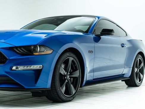Used 2021 Ford Mustang GT Premium w/ Equipment Group 401A image 9
