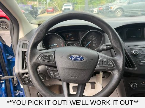 Used 2018 Ford Focus SE FWD image 11