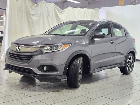 Used 2019 Honda HR-V Sport image 9