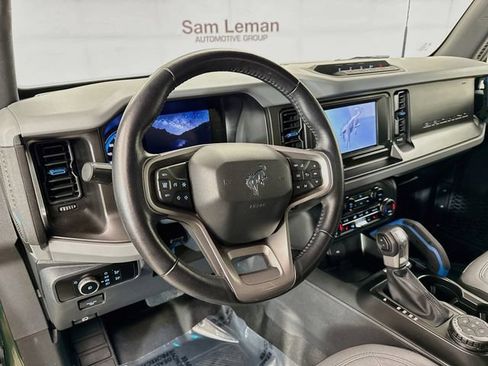 Used 2023 Ford Bronco Black Diamond w/ Sasquatch Package AWD/4WD image 9