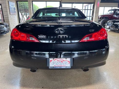 Used 2009 INFINITI G37 Convertible w/ Premium Pkg RWD image 6