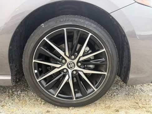 Used 2024 Toyota Camry SE image 17