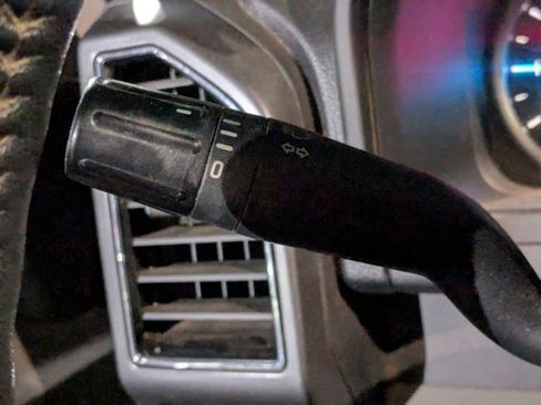 Used 2018 Ford F150 XLT w/ Equipment Group 302A Luxury image 6