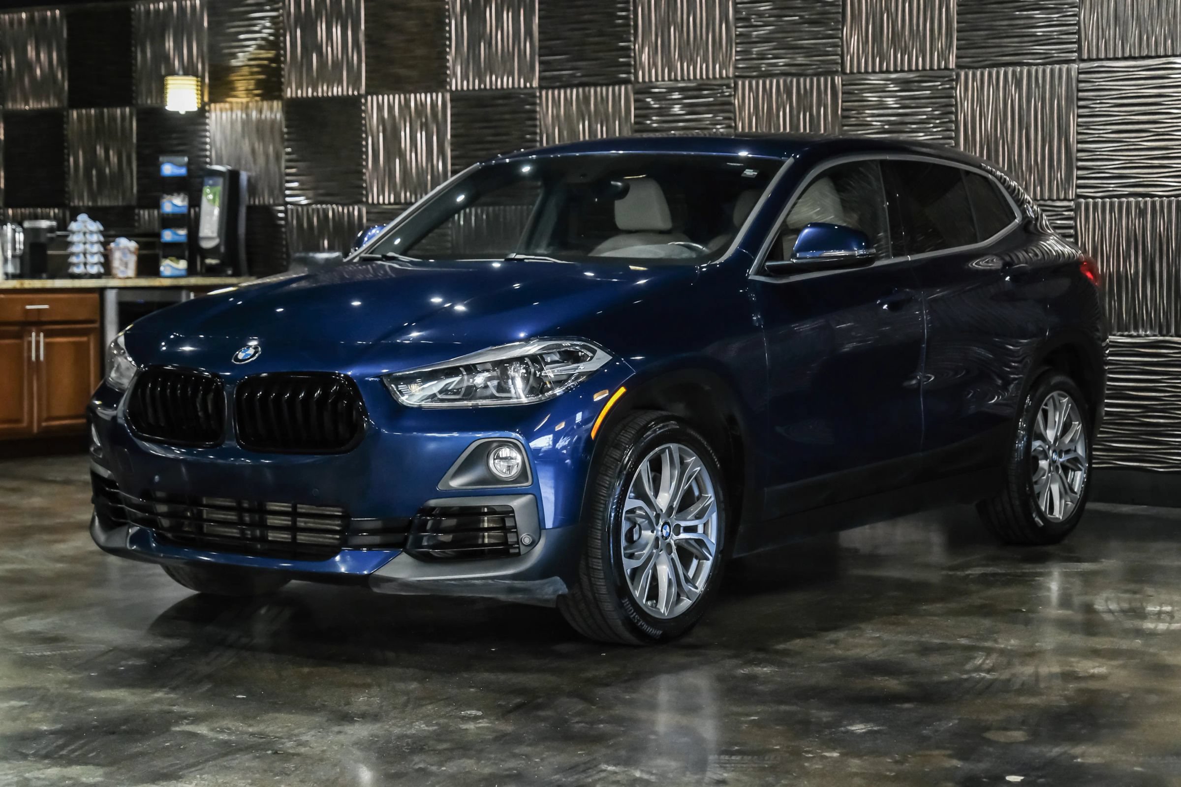 Used 2018 BMW X2 xDrive28i w/ Convenience Package AWD/4WD image 6