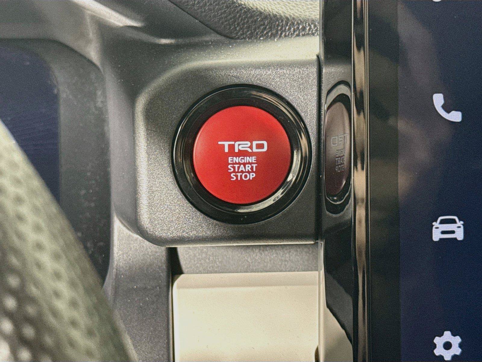 Used 2024 Toyota Tacoma TRD Sport w/ TRD Sport Upgrade Package RWD image 20