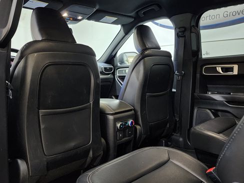 Used 2020 Ford Explorer XLT w/ Equipment Group 202A RWD image 15