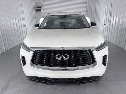 Certified 2023 INFINITI QX60 Luxe w/ Vision Package AWD/4WD image 2