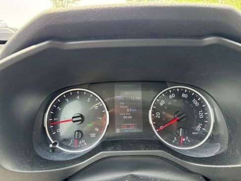 Used 2019 Toyota RAV4 XLE AWD/4WD image 27