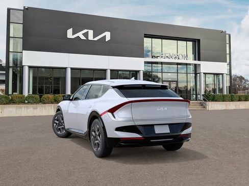 New 2026 Kia EV6 Light RWD image 5