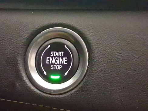 Used 2021 Cadillac Escalade Sport w/ Driver Assist Tech Package image 23