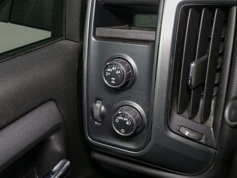 Used 2015 Chevrolet Silverado 1500 LT image 26