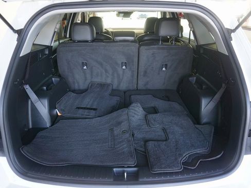 Used 2025 Kia Sorento S w/ Panoramic Sunroof Package image 19