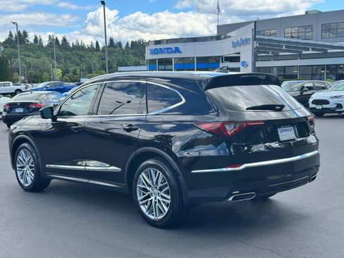 Used 2023 Acura MDX SH-AWD w/ Advance Package image 16