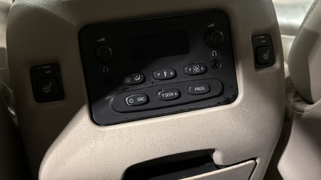 Used 2006 Cadillac Escalade AWD image 17