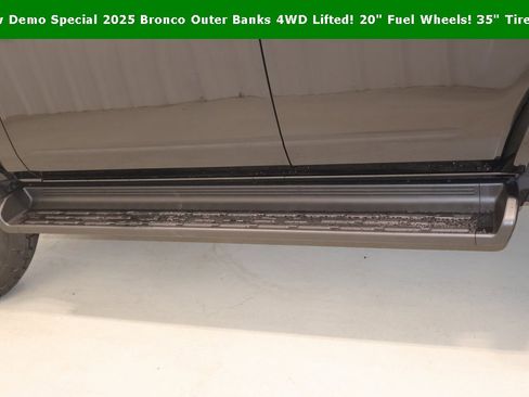 New 2025 Ford Bronco Outer Banks image 32