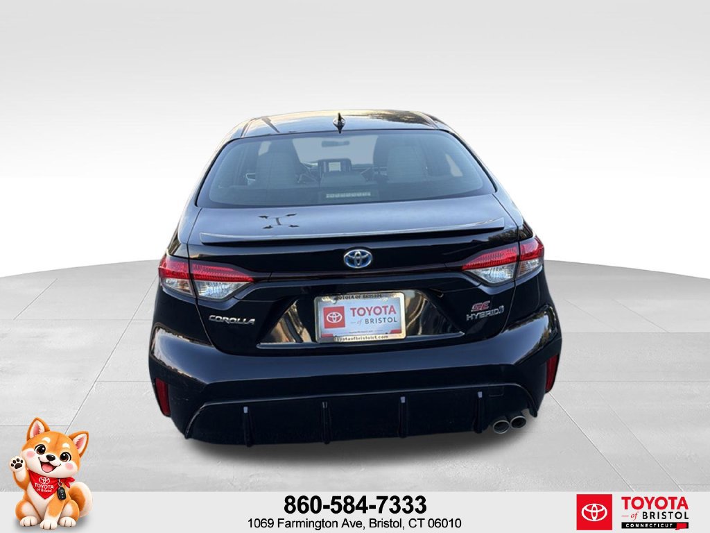 Used 2023 Toyota Corolla SE AWD/4WD image 6