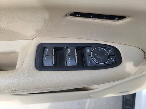 Used 2019 Cadillac XT5 Luxury FWD image 18