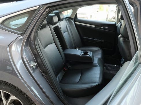 Used 2020 Honda Civic Touring image 27