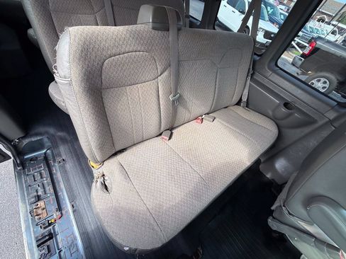 Used 2014 Chevrolet Express 3500 LT w/ LT Preferred Equipment Group RWD image 11