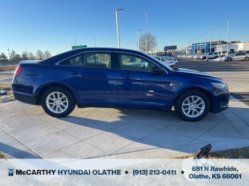 Used 2013 Ford Taurus SE image 13