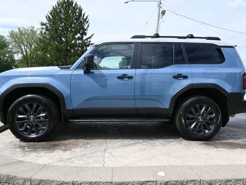 Used 2026 Toyota Land Cruiser w/ Premium Package AWD/4WD image 8