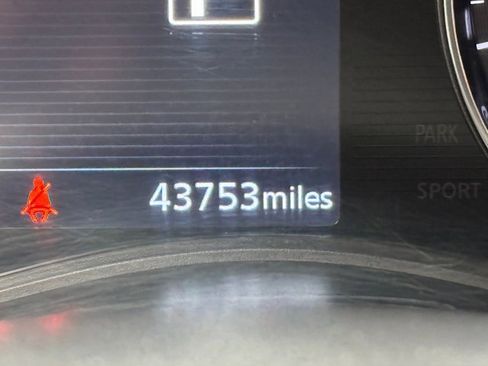 Used 2024 Nissan Kicks SV image 16