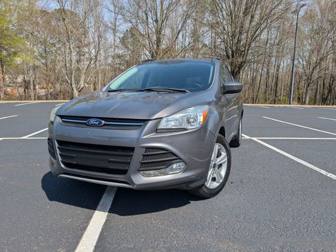 Used 2014 Ford Escape SE w/ Equipment Group 201A FWD image 1