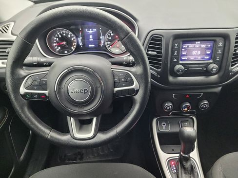 Used 2018 Jeep Compass Sport image 22