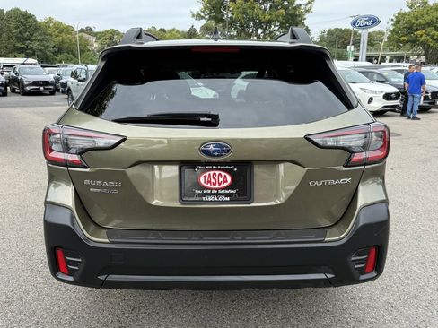 Certified 2022 Subaru Outback Premium image 7