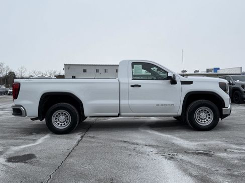 Used 2025 GMC Sierra 1500 Pro w/ Pro Value Package image 4