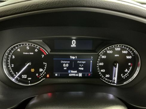 Used 2023 Cadillac XT4 Luxury AWD/4WD image 18