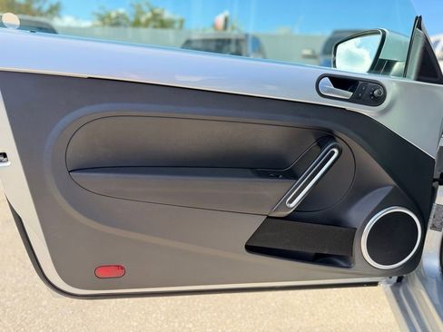 Used 2016 Volkswagen Beetle 1.8T SE image 21