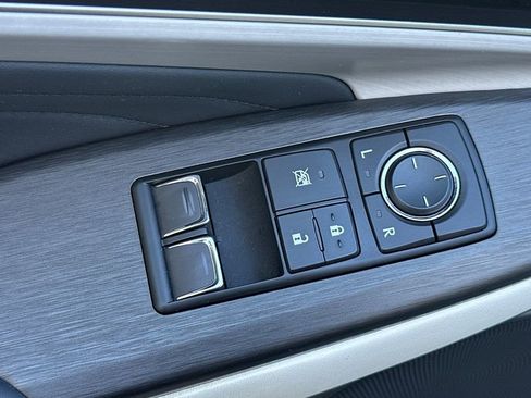 Used 2023 Lexus RC 350 F Sport image 12