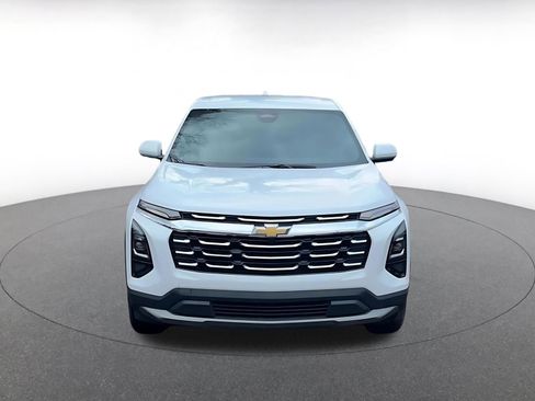 Used 2025 Chevrolet Equinox LT image 4