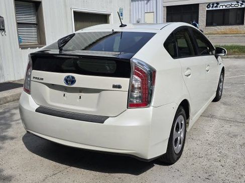 Used 2012 Toyota Prius Three FWD image 5