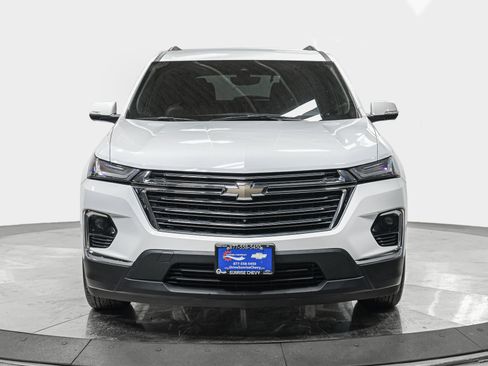 Used 2023 Chevrolet Traverse LT w/ LT Premium Package image 10